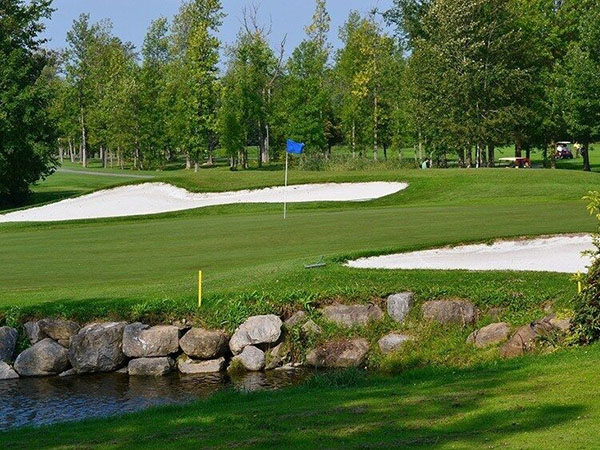 Golf in Napierville, Quebec
