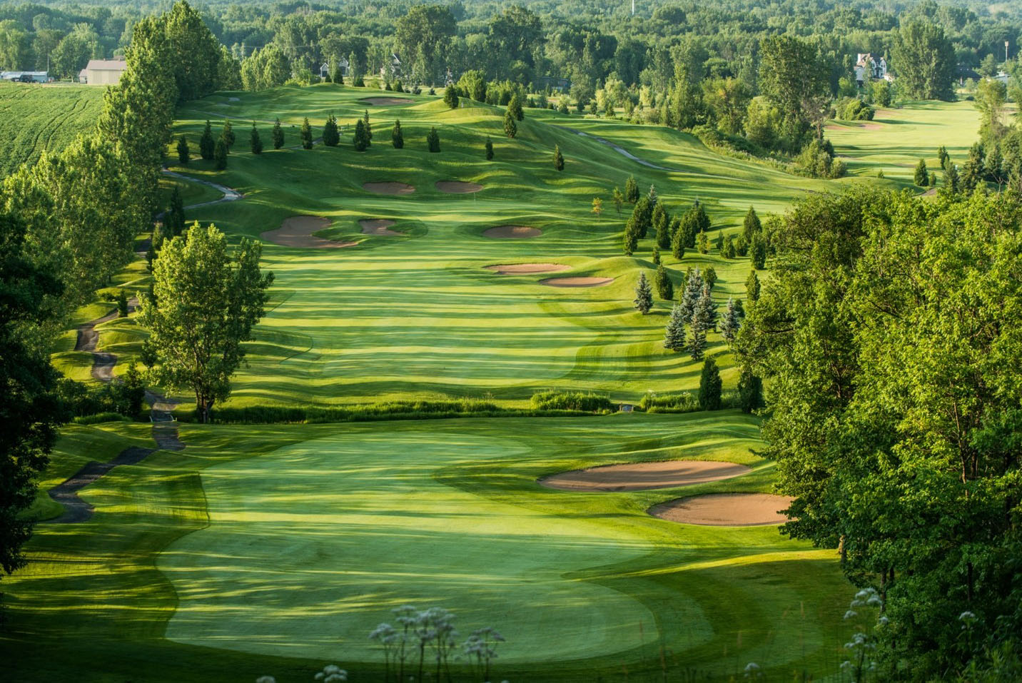Golf: Le Versant / Les Moulins in Terrebonne, Quebec